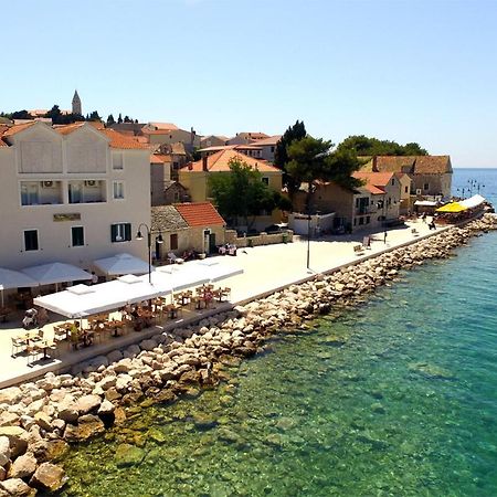 Guest House Adria Primosten Exterior photo